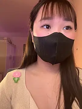 Snapshot of Miumeo20 chatting on 03/12/26, 04:35 Miumeo20 online show from 03/12/26, 04:35