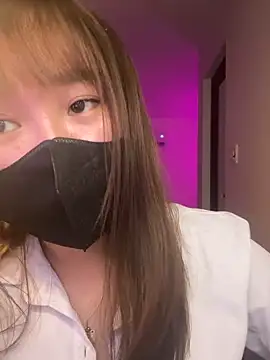 Snapshot of Miumeo20 chatting on 04/12/26, 04:45 Miumeo20 online show from 04/12/26, 04:45