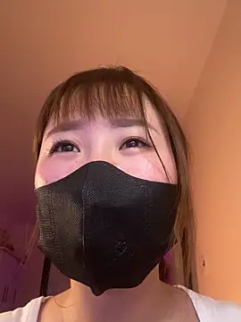 Snapshot of Miumeo20 chatting on 04/15/26, 04:47 Miumeo20 online show from 04/15/26, 04:47