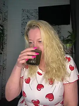 JenniferCarmen online show from 02/07/26, 05:38