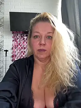 JenniferCarmen online show from 02/24/26, 08:01