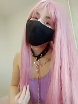 DELAYLALEAA online show from 12/23/25, 08:56