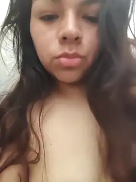 Snapshot of LRockyZBailq chatting on 12/18/25, 02:56 LRockyZBailq online show from 12/18/25, 02:56