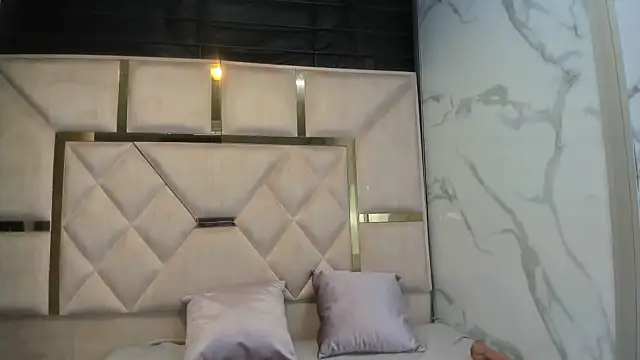 IssysLeBlanc online show from 01/18/26, 08:51