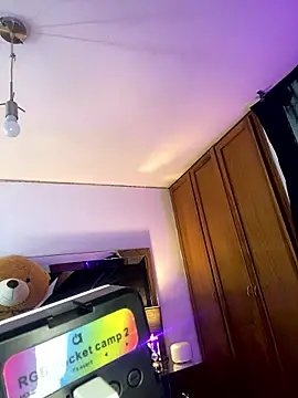 Snapshot of Moon_Magic666 chatting on 01/14/26, 05:51 Moon Magic666 online show from 01/14/26, 05:51