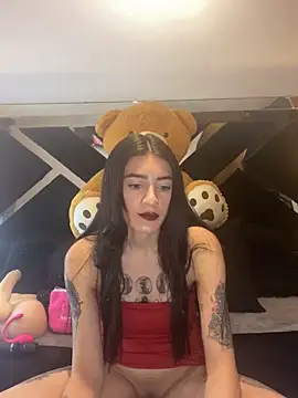 Snapshot of Moon_Magic666 chatting on 02/14/26, 04:37 Moon Magic666 online show from 02/14/26, 04:37