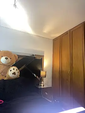 Snapshot of Moon_Magic666 chatting on 02/26/26, 11:04 Moon Magic666 online show from 02/26/26, 11:04