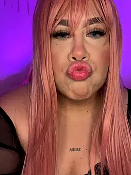 Mia Carters online show from 12/21/25, 09:44