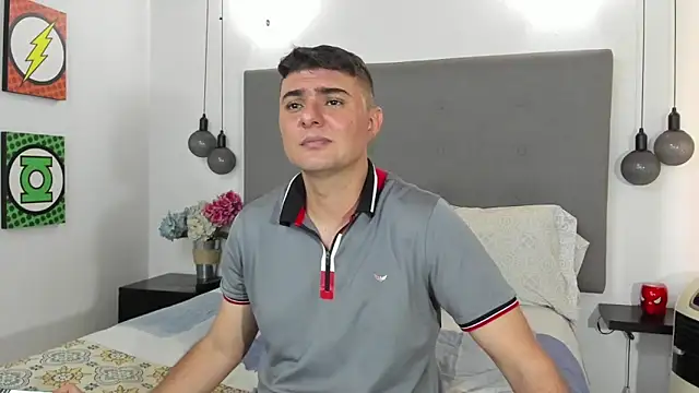 Snapshot of AndrethMuller chatting on 04/24/26, 06:21 AndrethMuller online show from 04/24/26, 06:21