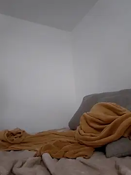 Bellaa25 online show from 03/25/26, 07:47