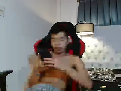 Snapshot of mike_cummer chatting on 12/14/25, 10:09 mike cummer online show from 12/14/25, 10:09