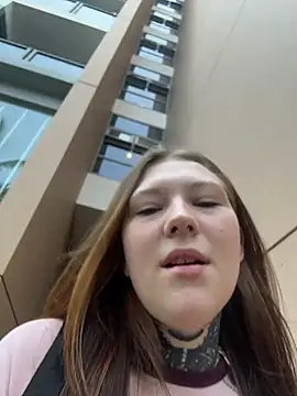 Snapshot of FionaMurr chatting on 02/05/26, 04:17 FionaMurr online show from 02/05/26, 04:17