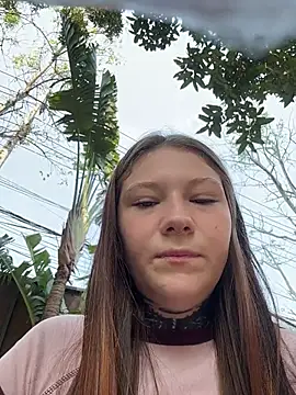 Snapshot of FionaMurr chatting on 02/09/26, 03:54 FionaMurr online show from 02/09/26, 03:54