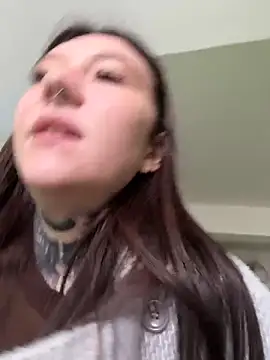 Snapshot of FionaMurr chatting on 04/09/26, 06:19 FionaMurr online show from 04/09/26, 06:19