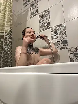 FionaMurr online show from 05/20/26, 01:23