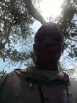 Snapshot of Andreskelly chatting on 04/16/26, 04:08 Andreskelly online show from 04/16/26, 04:08