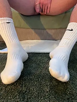 Krizzly666 online show from 12/18/25, 02:12