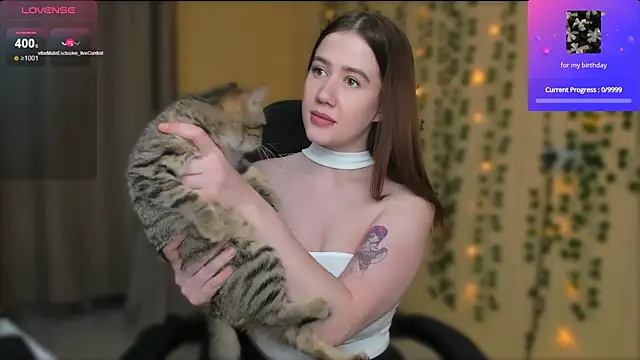 Snapshot of LunaViridis chatting on 12/16/25, 11:59 LunaViridis online show from 12/16/25, 11:59