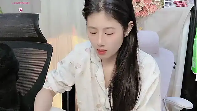 Yvonne-07 online show from 01/13/26, 09:09