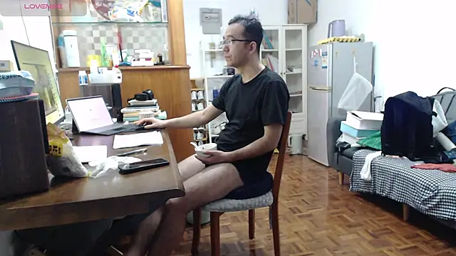 Snapshot of jjjjay123 chatting on 12/19/25, 02:57 jjjjay123 online show from 12/19/25, 02:57