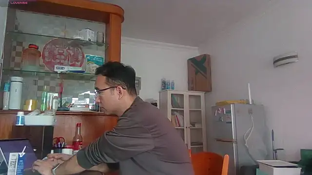 Snapshot of jjjjay123 chatting on 01/19/26, 02:26 jjjjay123 online show from 01/19/26, 02:26