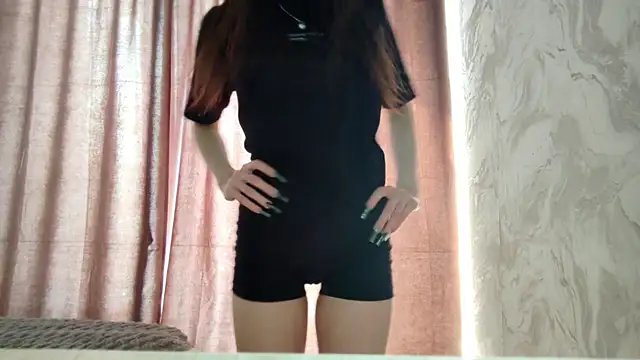 Qwami Amie online show from 03/07/26, 06:21