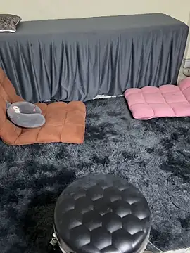 Snapshot of EmyNg chatting on 02/27/26, 04:18 EmyNg online show from 02/27/26, 04:18