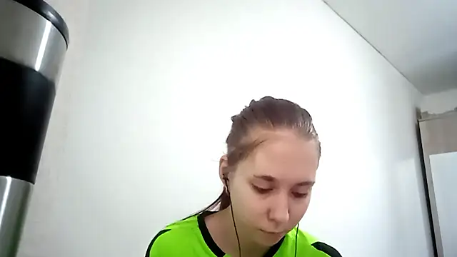 Annette meow1 online show from 12/18/25, 07:14