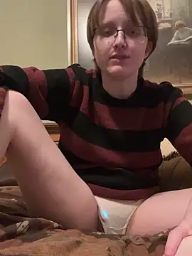 Lassie Cassie online show from 03/17/26, 04:28