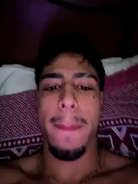 Snapshot of zorco_model chatting on 12/14/25, 01:33 zorco model online show from 12/14/25, 01:33