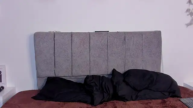 Snapshot of tefi_meow_ chatting on 02/09/26, 04:44 tefi meow online show from 02/09/26, 04:44