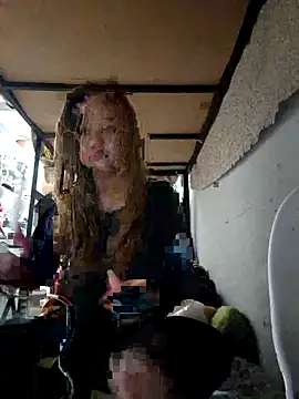 Snapshot of SherrylShaw chatting on 01/07/26, 04:53 SherrylShaw online show from 01/07/26, 04:53