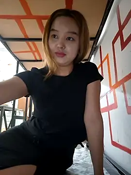 Snapshot of SherrylShaw chatting on 01/16/26, 12:53 SherrylShaw online show from 01/16/26, 12:53