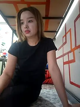 Snapshot of SherrylShaw chatting on 01/18/26, 10:19 SherrylShaw online show from 01/18/26, 10:19