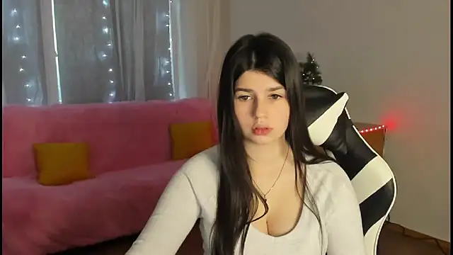 KisaModel online show from 12/22/25, 08:22