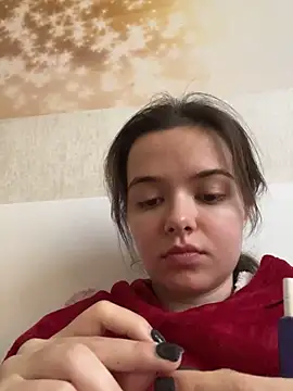 Snapshot of ALittleGrayRabbit chatting on 12/15/25, 06:39 ALittleGrayRabbit online show from 12/15/25, 06:39