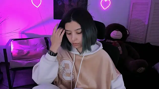 SirenMystiq online show from 04/07/26, 07:36