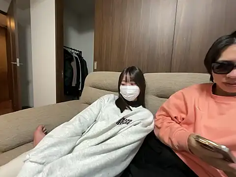 Gokujyo-Namanaka online show from 01/09/26, 11:02