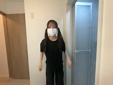 Gokujyo-Namanaka online show from 05/18/26, 03:18