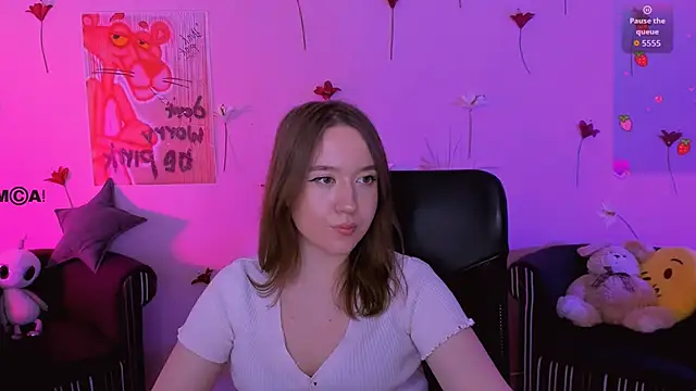 Snapshot of kimiko_shine chatting on 03/19/26, 01:04 kimiko shine online show from 03/19/26, 01:04