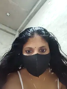 kanika05 online show from 03/18/26, 09:01