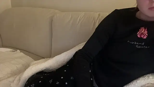 Snapshot of ijustturned18today chatting on 12/13/25, 07:53 ijustturned18today online show from 12/13/25, 07:53