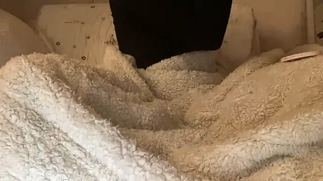 ijustturned18today online show from 02/03/26, 07:35