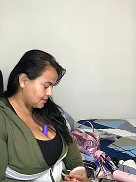 SayMarLuna online show from 03/26/26, 12:17