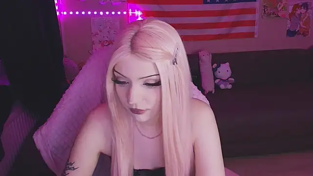 Snapshot of midnight_memories chatting on 04/04/26, 06:49 midnight memories online show from 04/04/26, 06:49