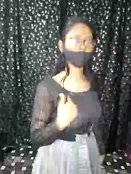 Snapshot of Rose1728 chatting on 03/22/26, 03:59 Rose1728 online show from 03/22/26, 03:59