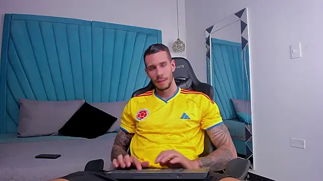 J king   online show from 03/26/26, 10:26