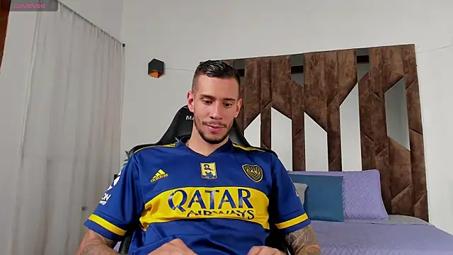 J king   online show from 04/15/26, 09:26