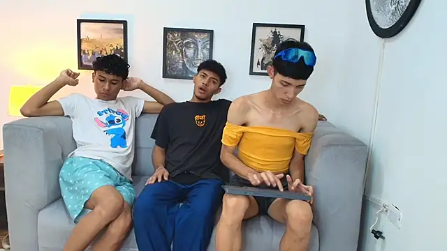 SWEET RABBIT1 online show from 12/15/25, 07:18