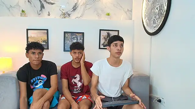 SWEET RABBIT1 online show from 12/16/25, 07:19